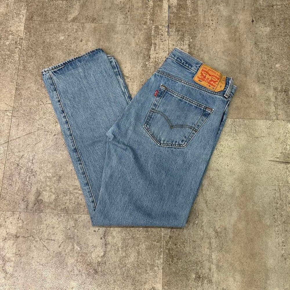 Modern Red Tab 501 Faded Loose Fit Baggy Levi Jeans 36x32